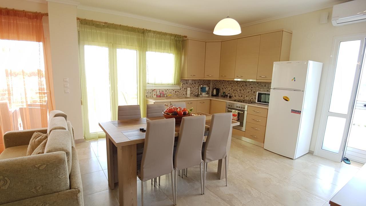 Villa Iris By Rentalspro Services - Agios Mamas Beach Exterior photo